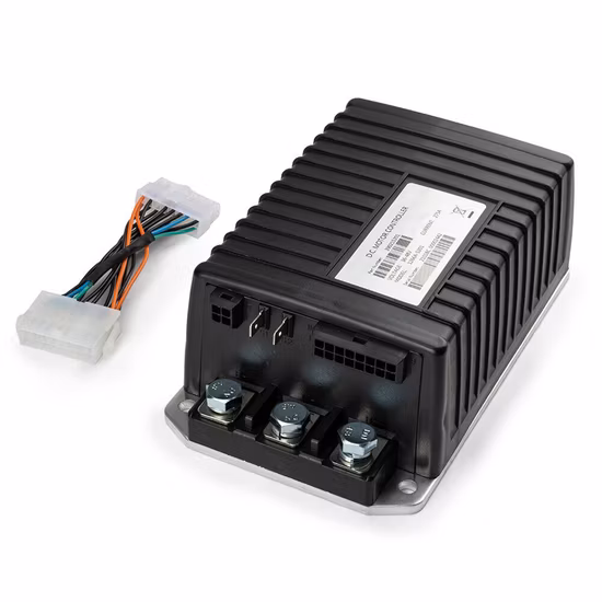 15A 20A 25A 30A 40A Contrôleur de charge solaire Affichage LED LCD